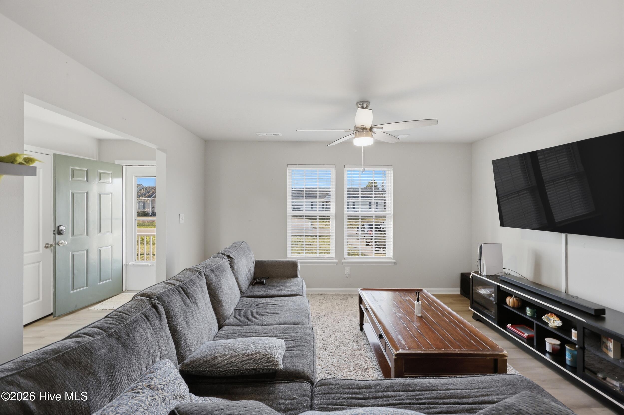 115 Woodland Way