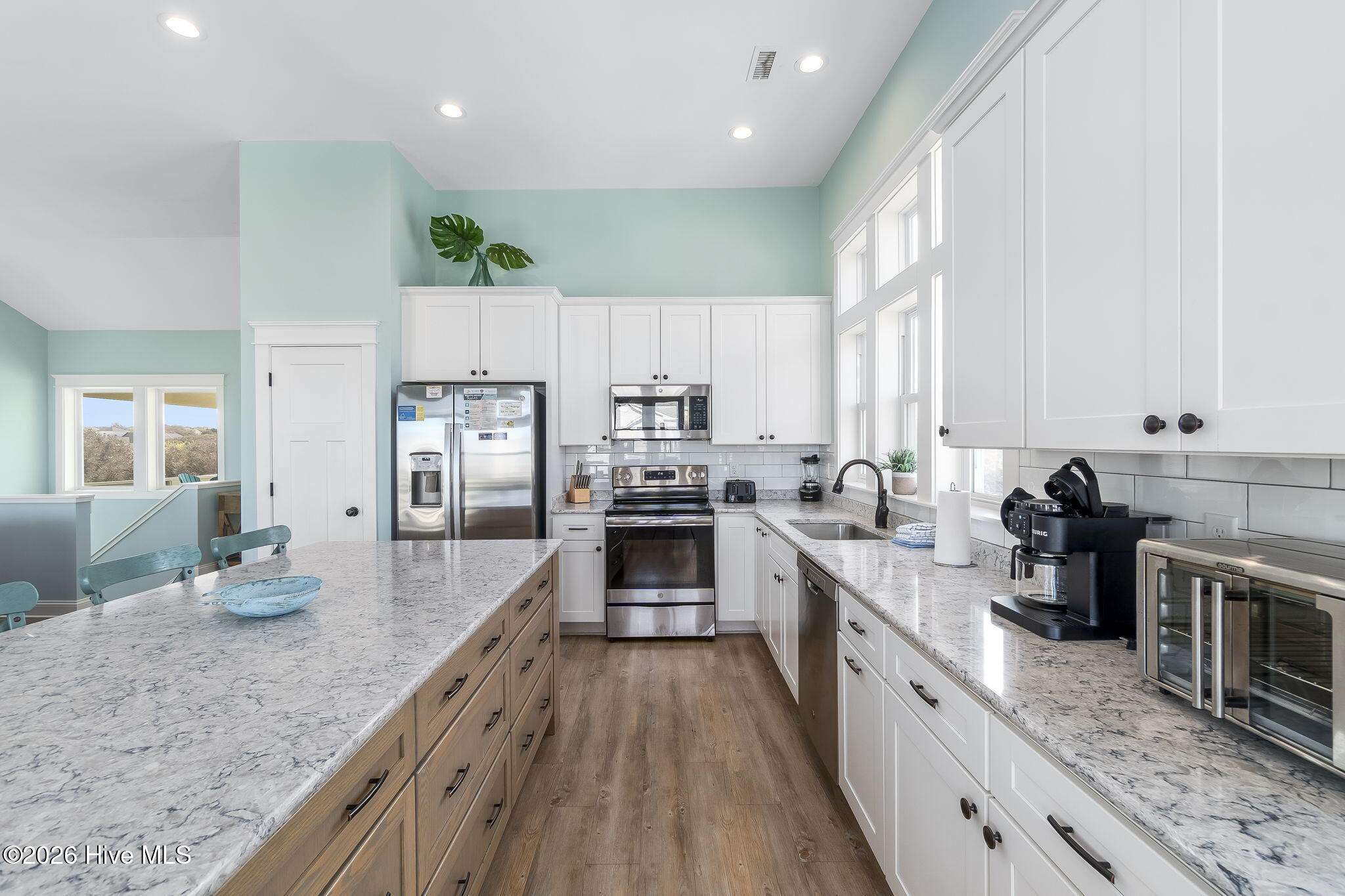 4616 Lindbergh Avenue