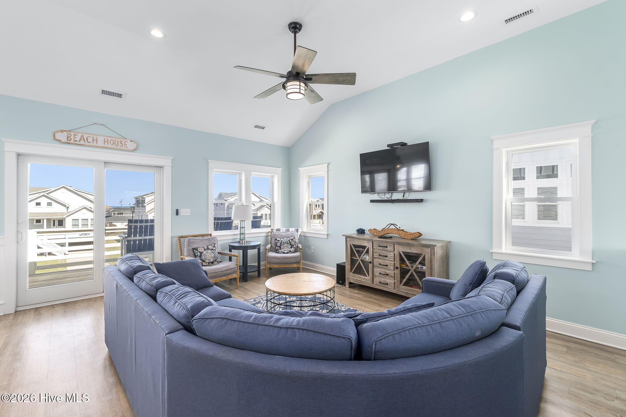 4616 Lindbergh Avenue