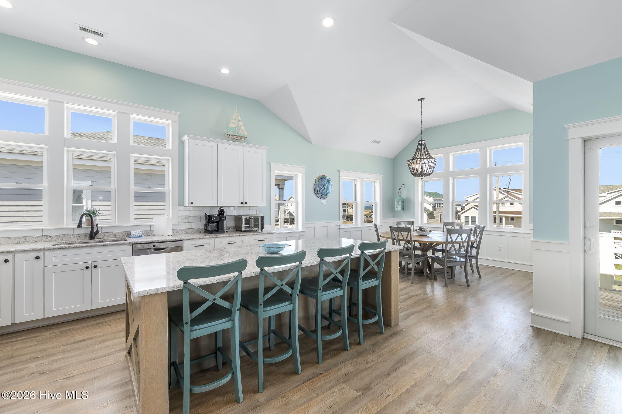 4616 Lindbergh Avenue