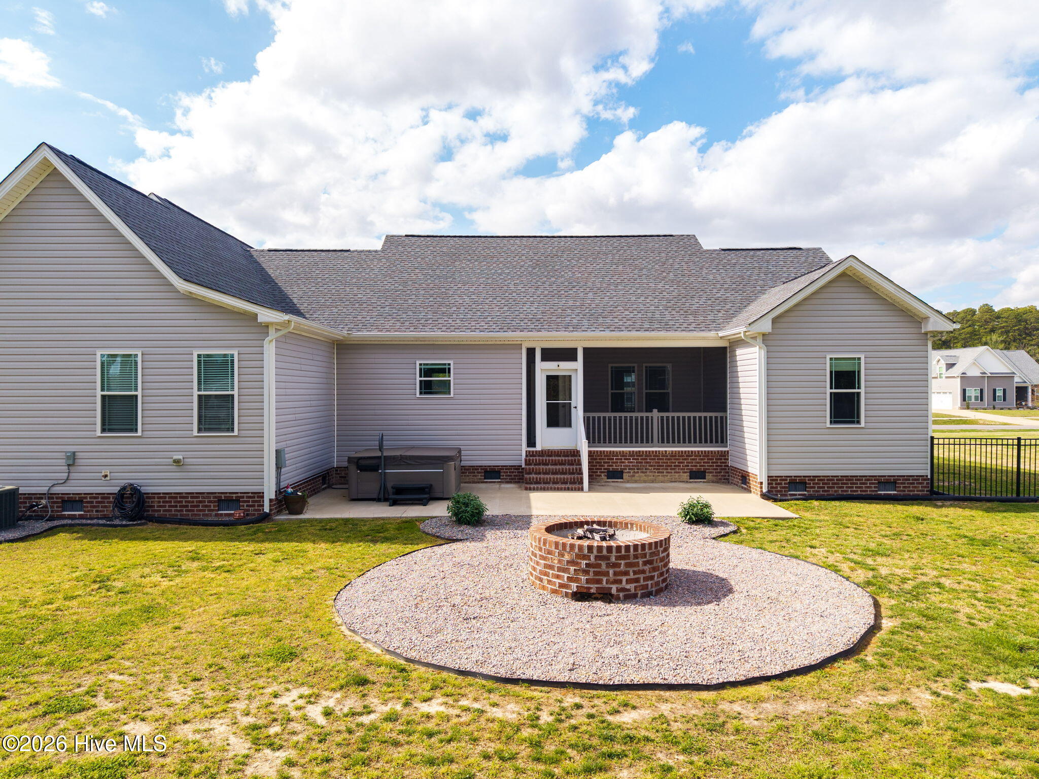109 Foxglove Drive