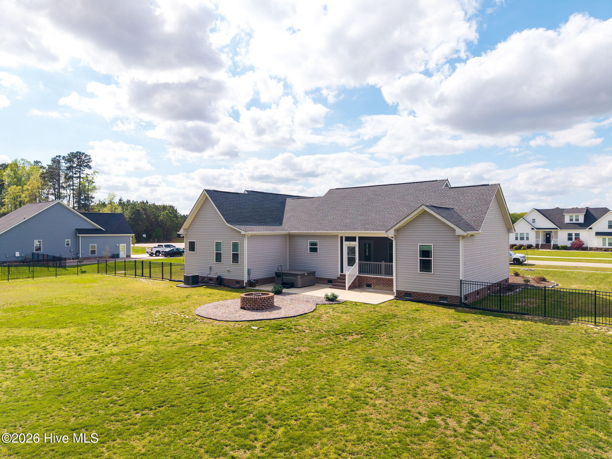 109 Foxglove Drive