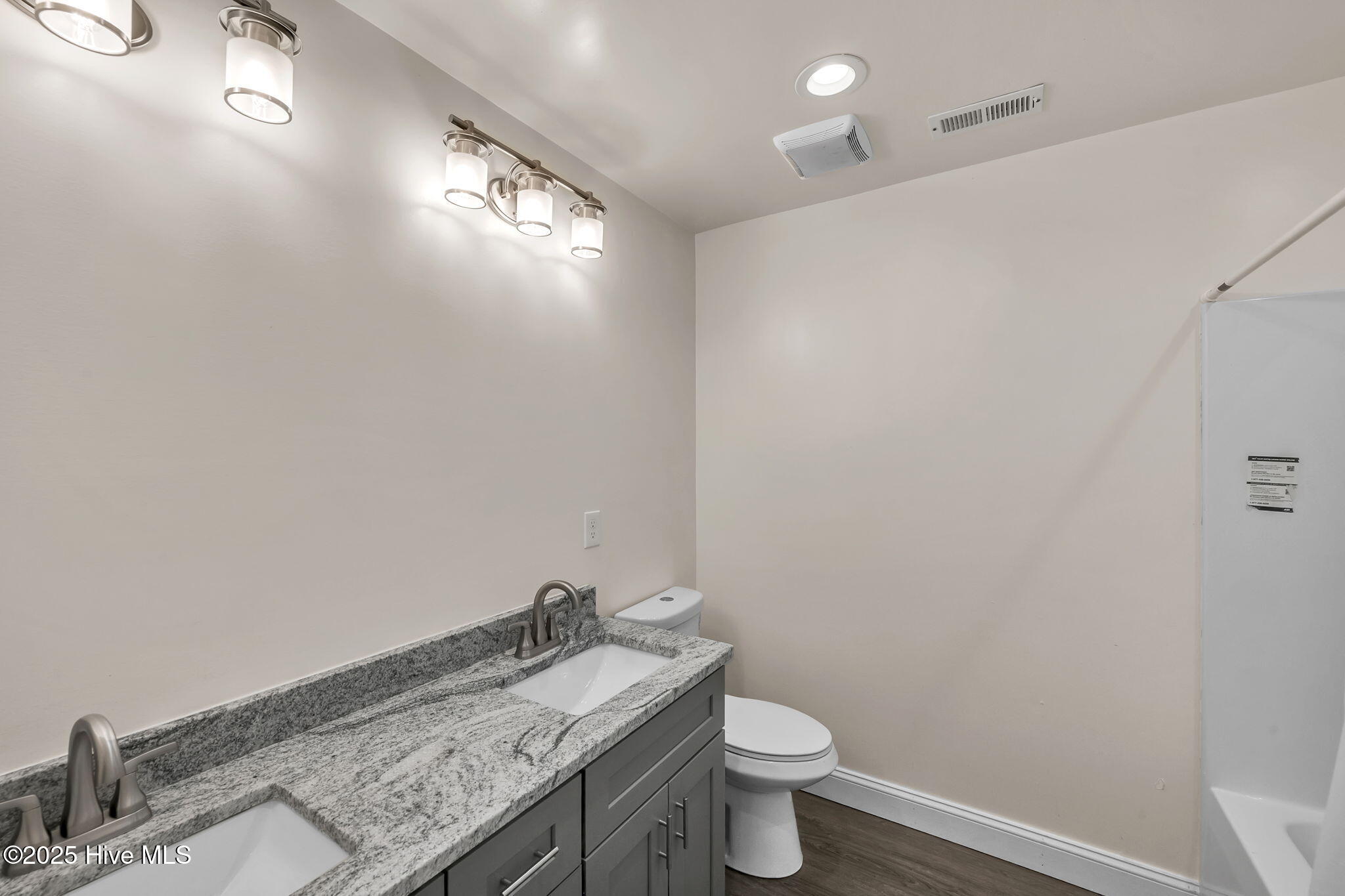 166 Skippers Court