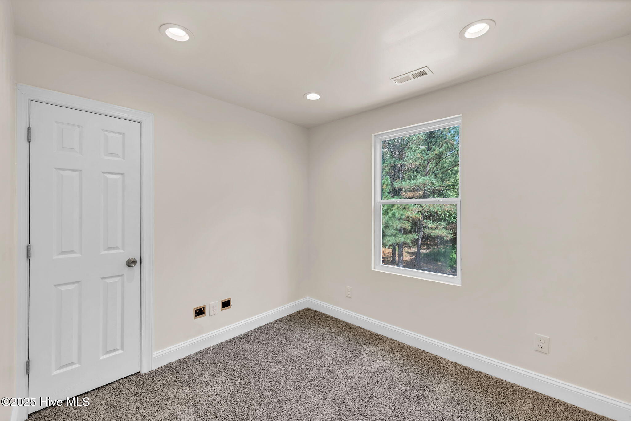 166 Skippers Court