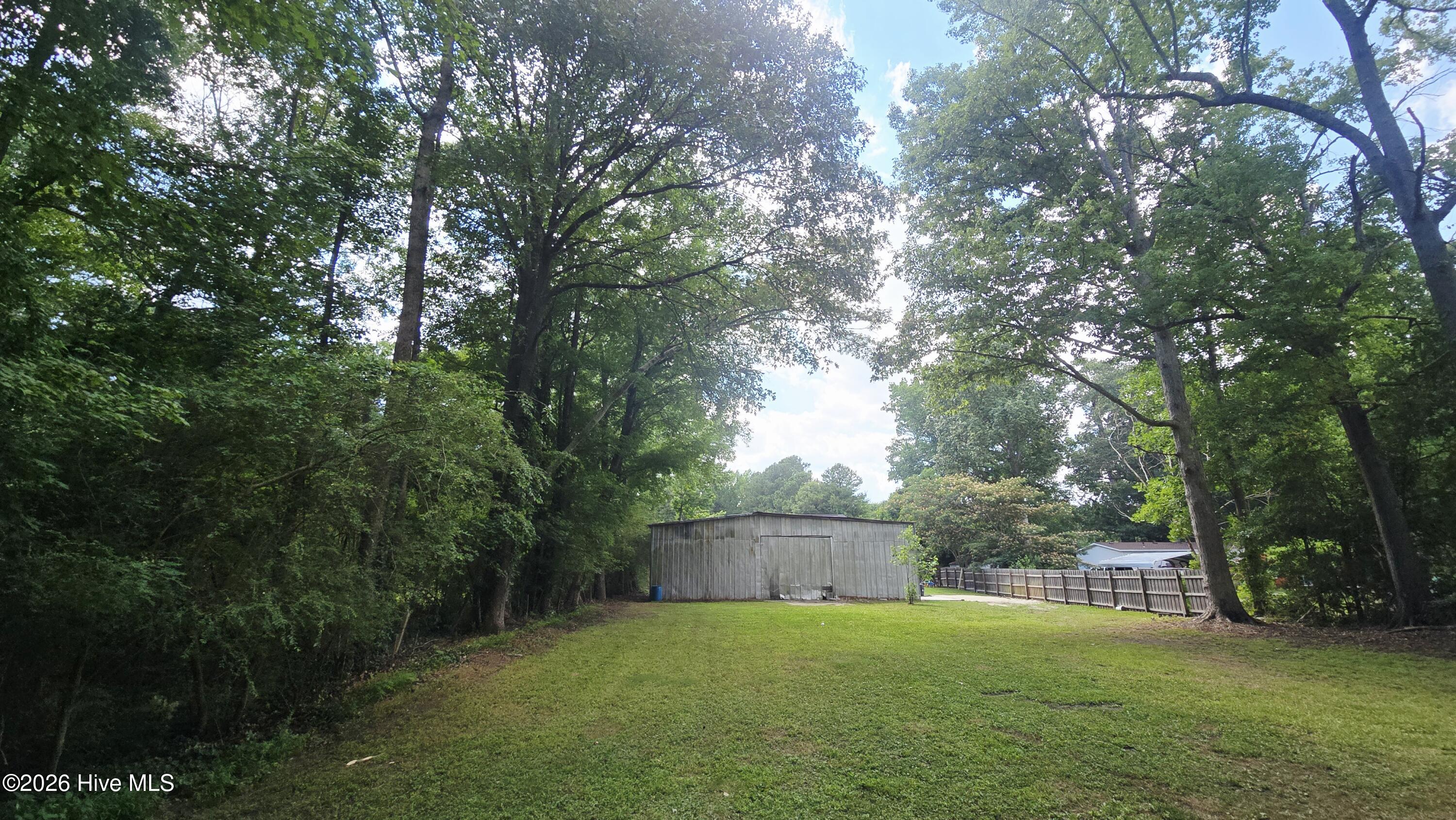 411 NW Backwoods Road