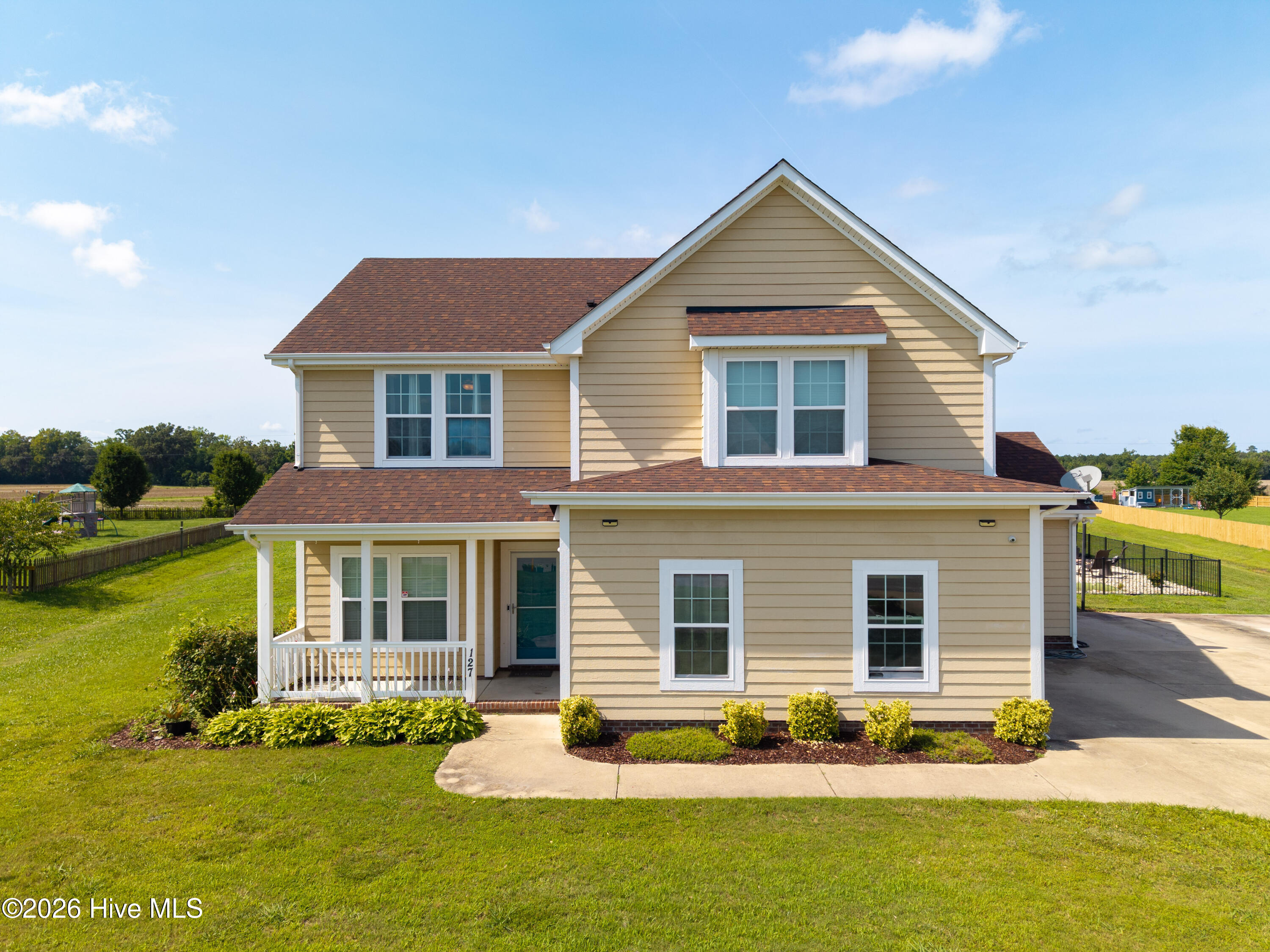 127 NW River Drive