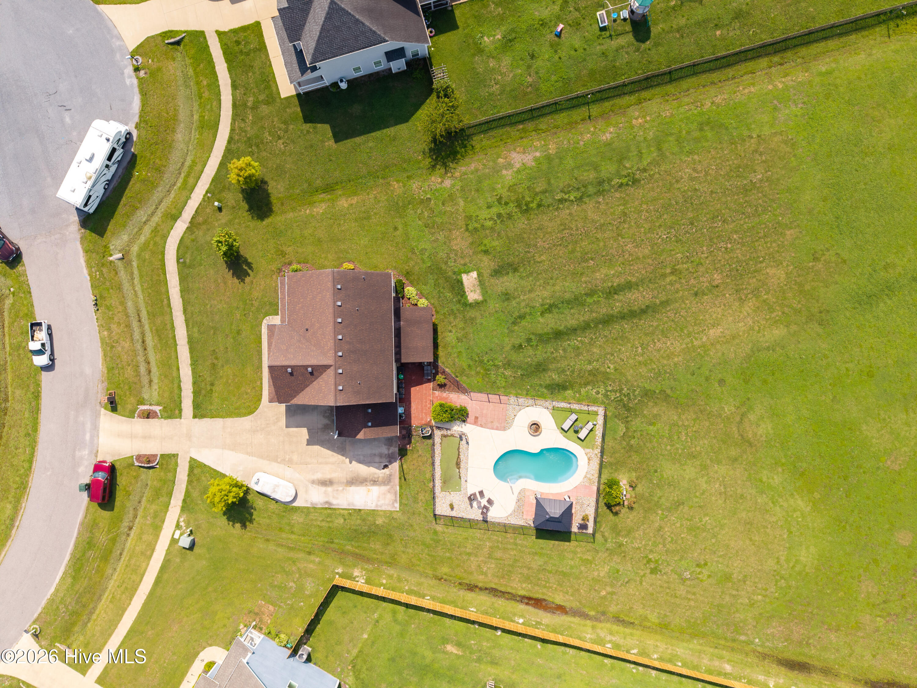 127 NW River Drive