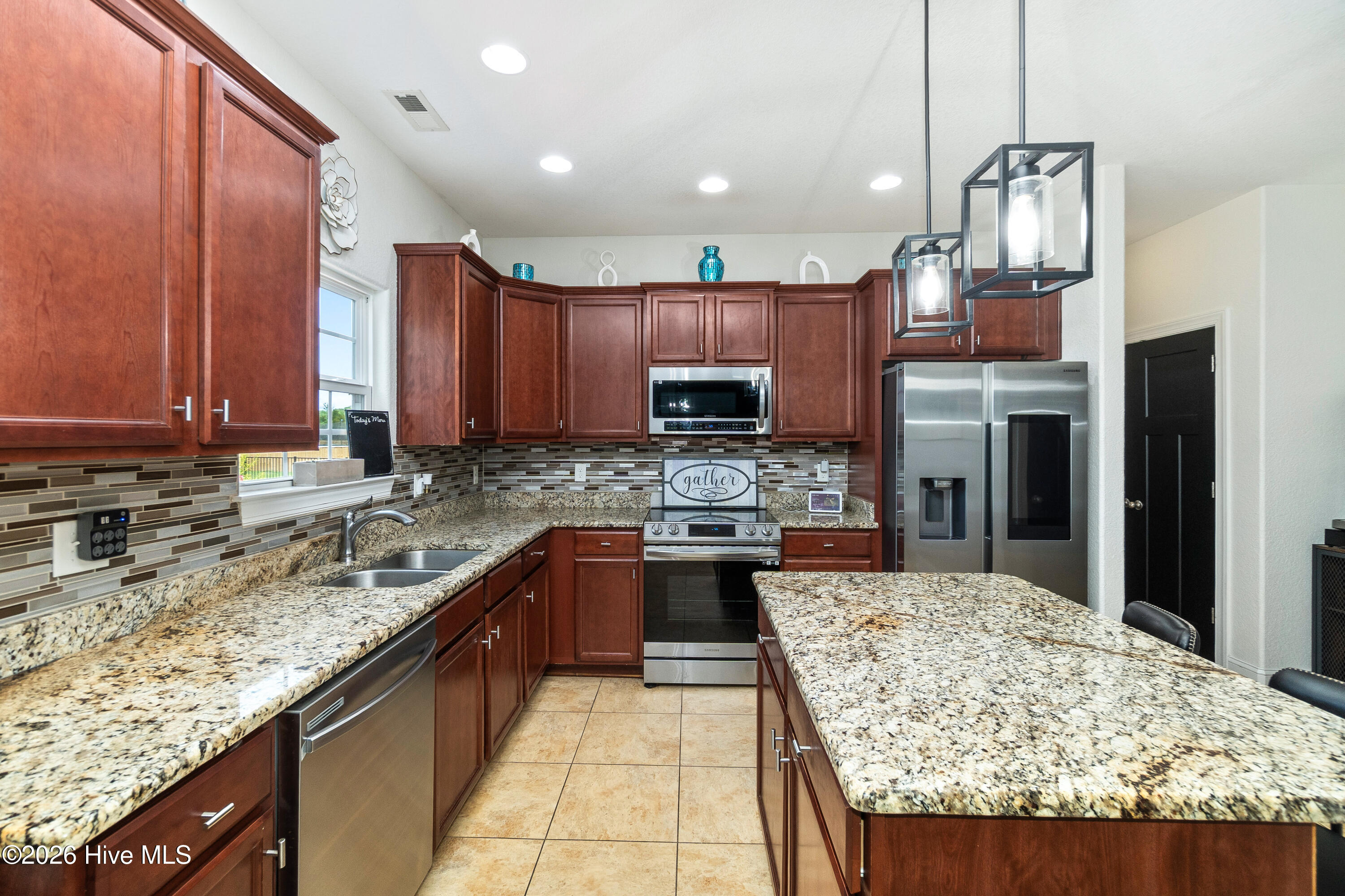 127 NW River Drive