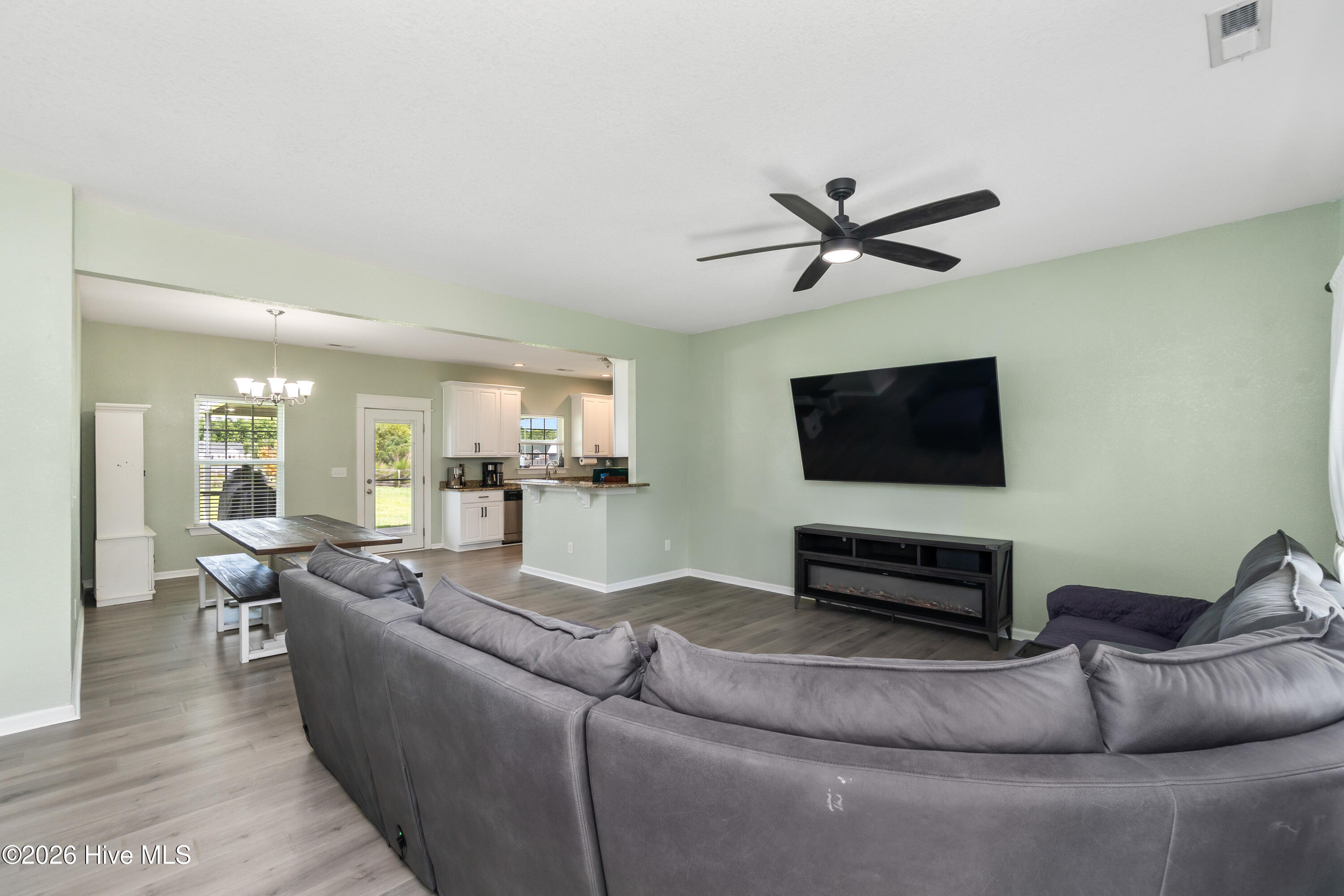 173 Laurel Woods Way