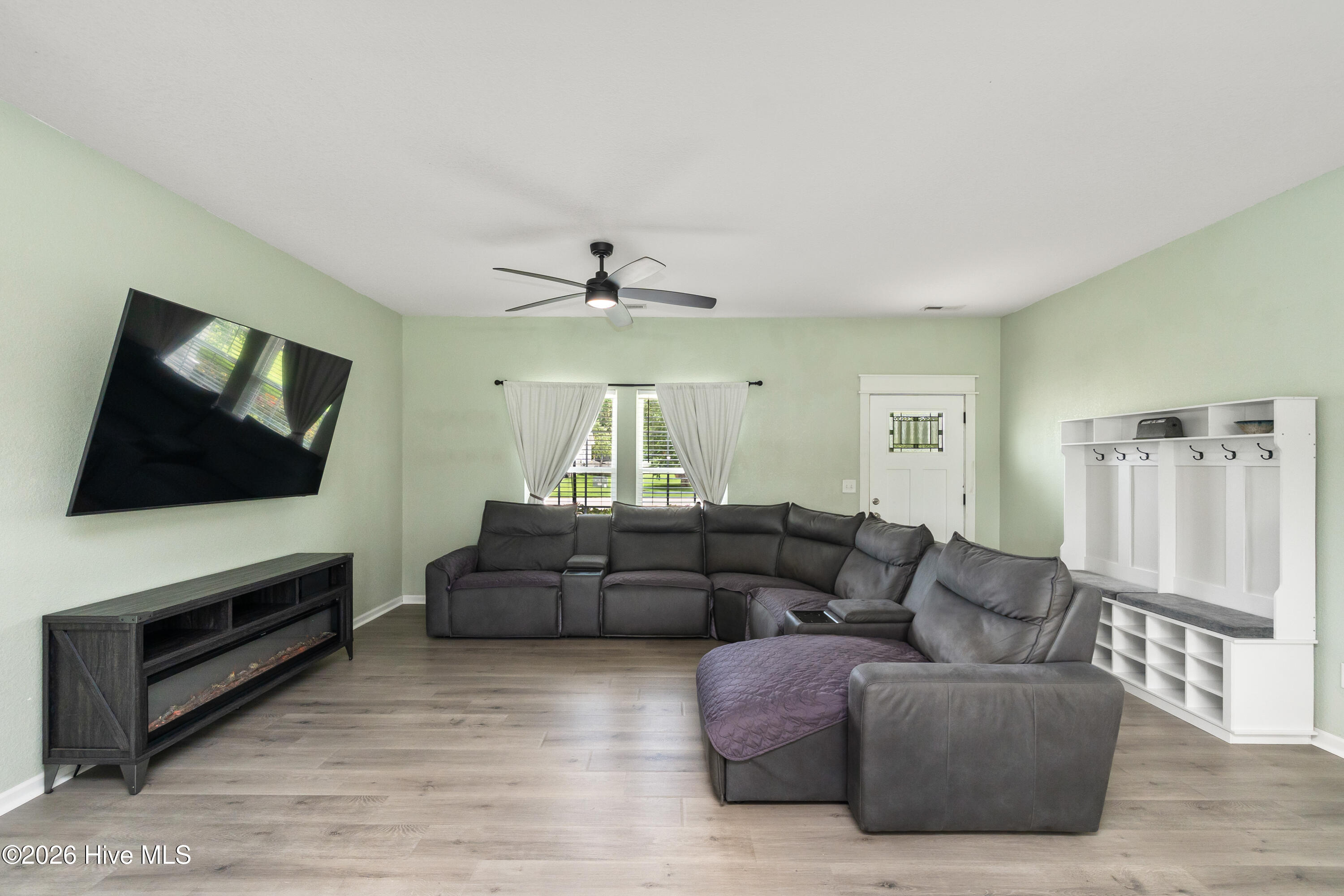 173 Laurel Woods Way