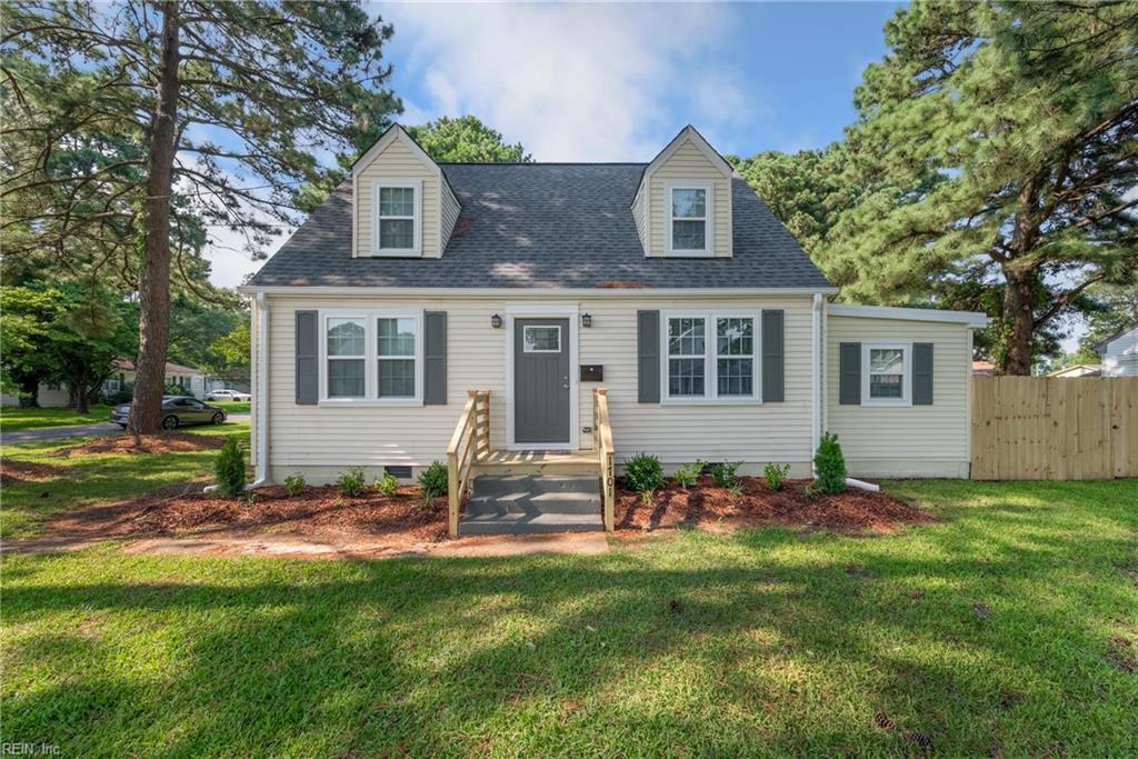 1701 Portlock RD