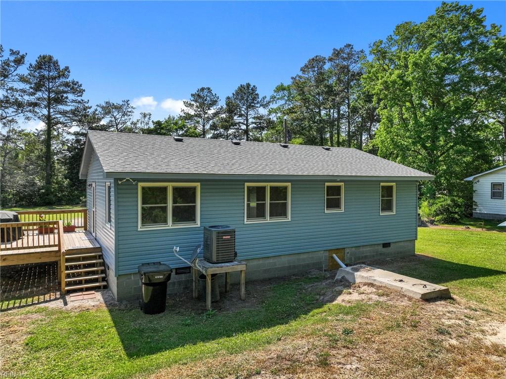132 Ward LN