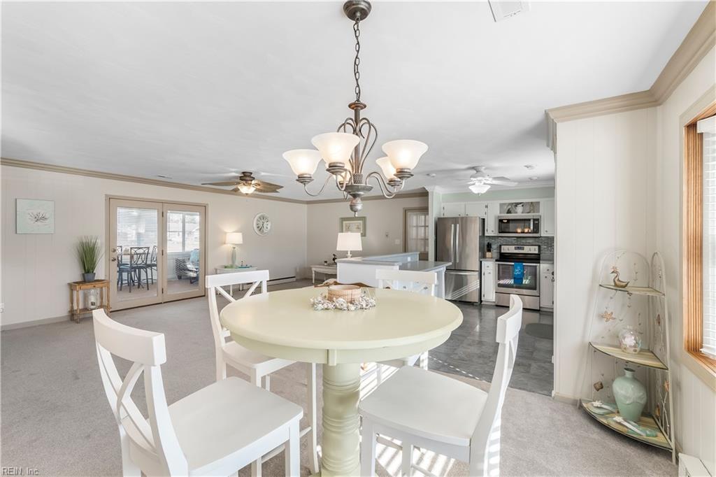 100 Swan DR