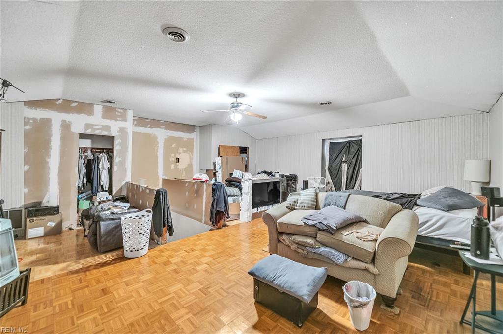 3132 Benefit RD