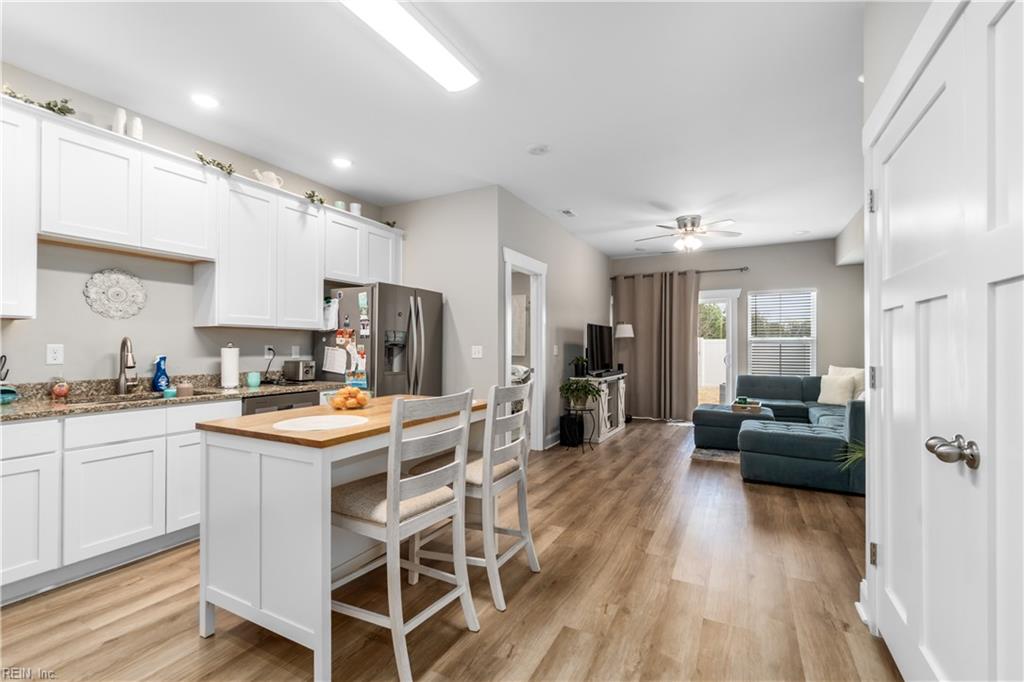 125 Moyock Landing DR B