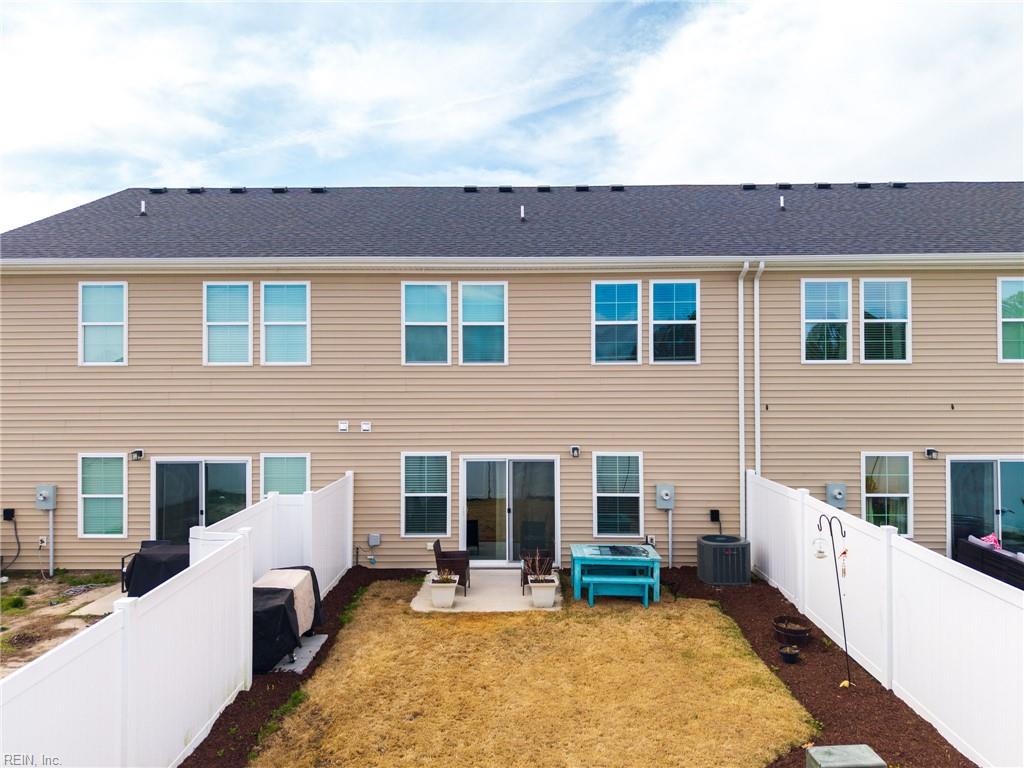 125 Moyock Landing DR B