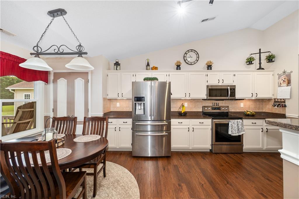 181 Green View RD