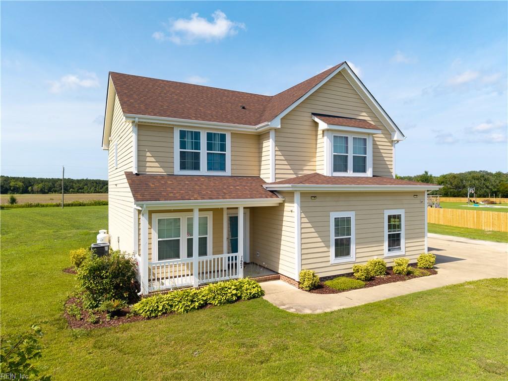127 NW River DR