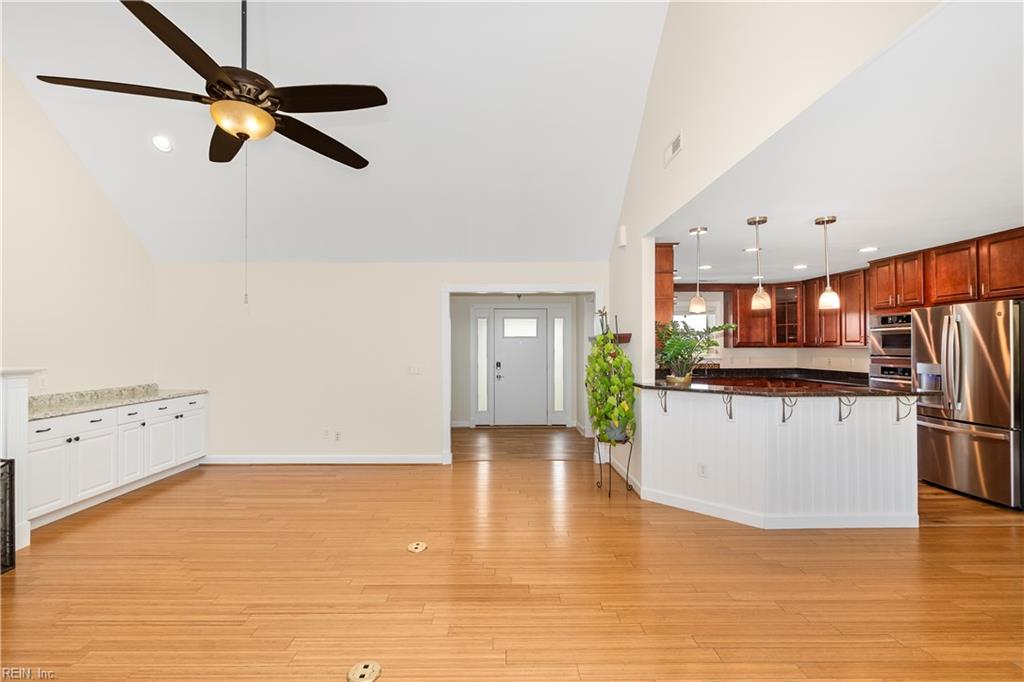 573 Snowden RD