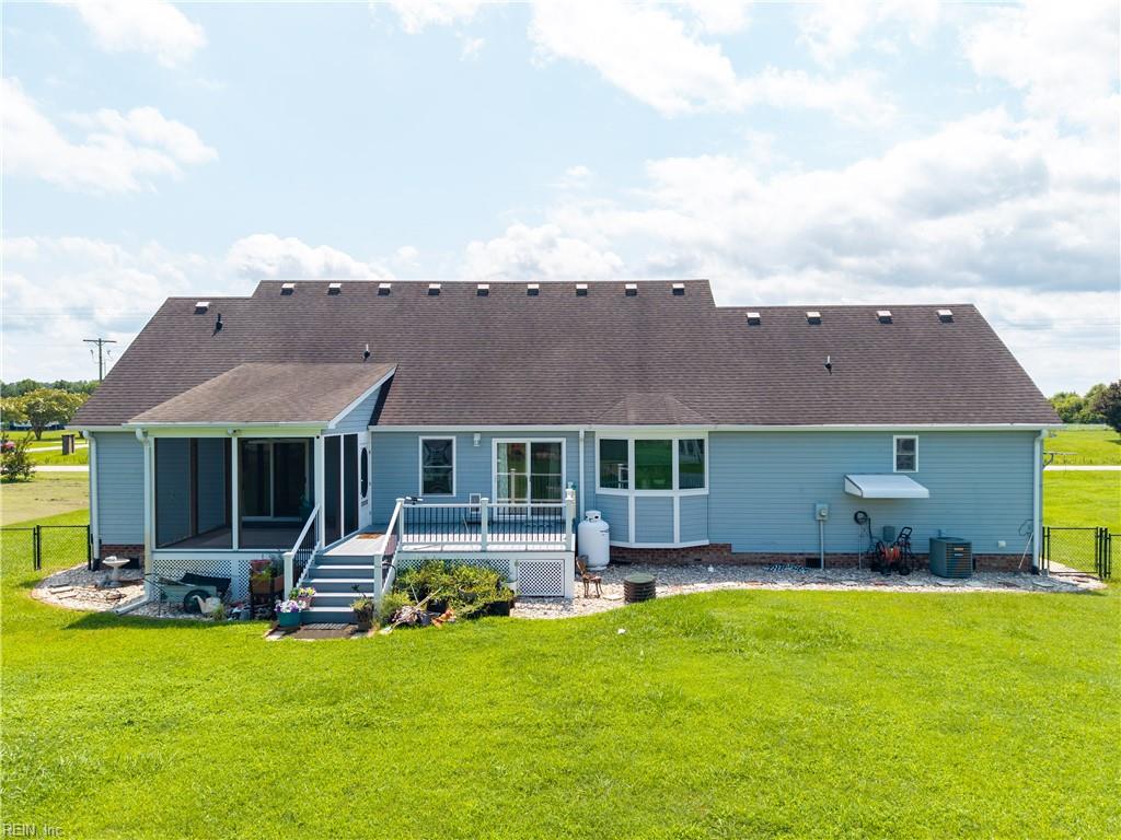 573 Snowden RD