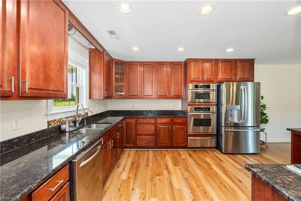 573 Snowden RD