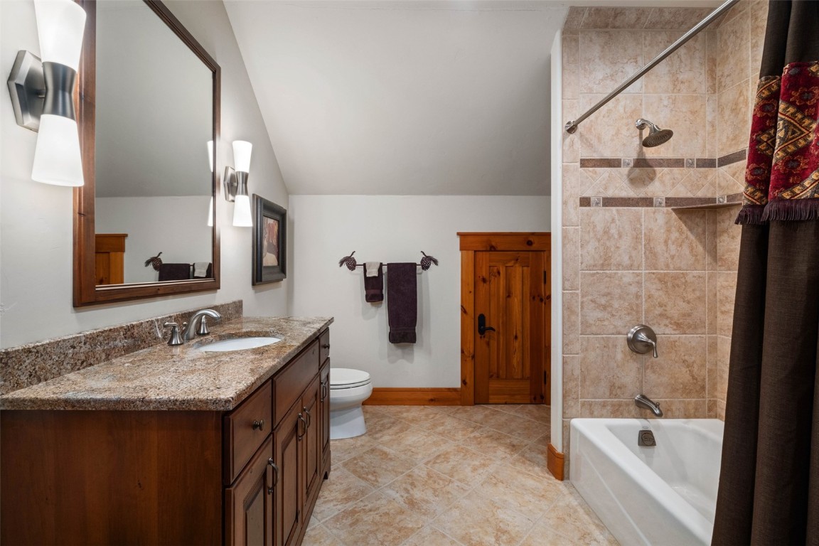 30620 Lakeshore TRAIL