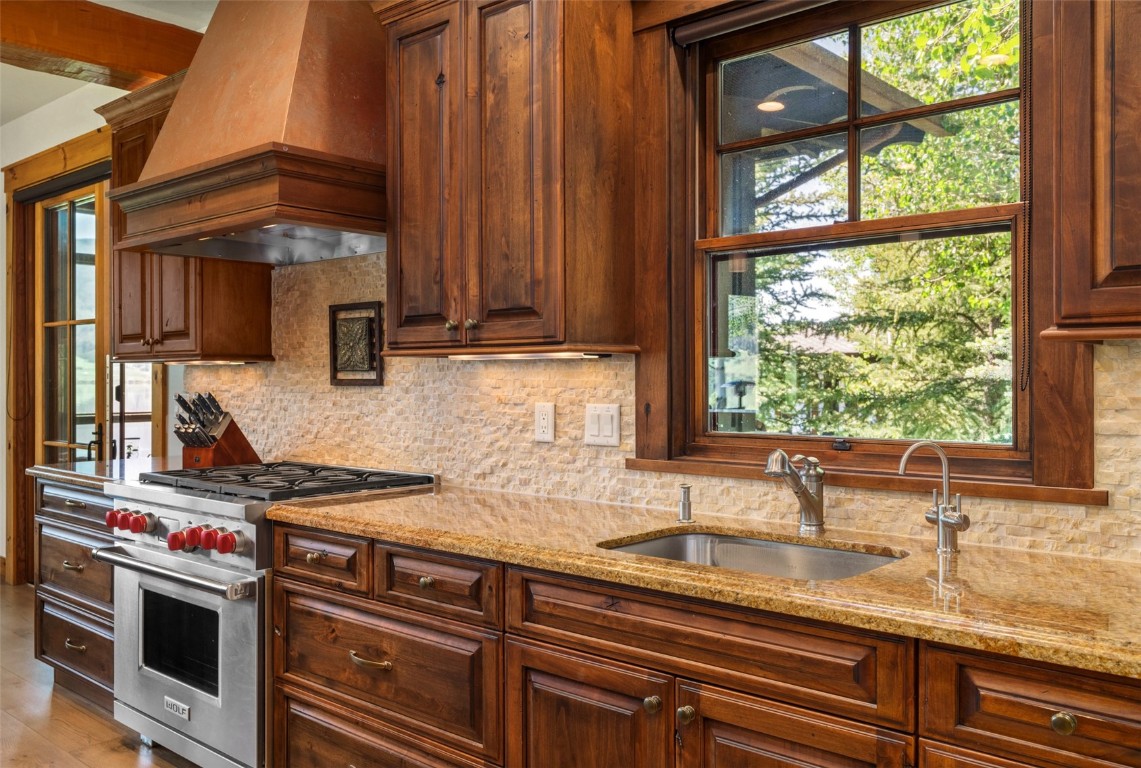 30620 Lakeshore TRAIL