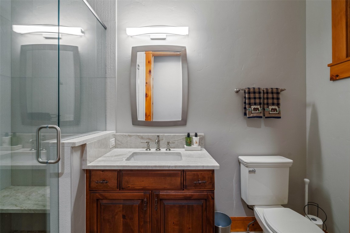 30620 Lakeshore TRAIL