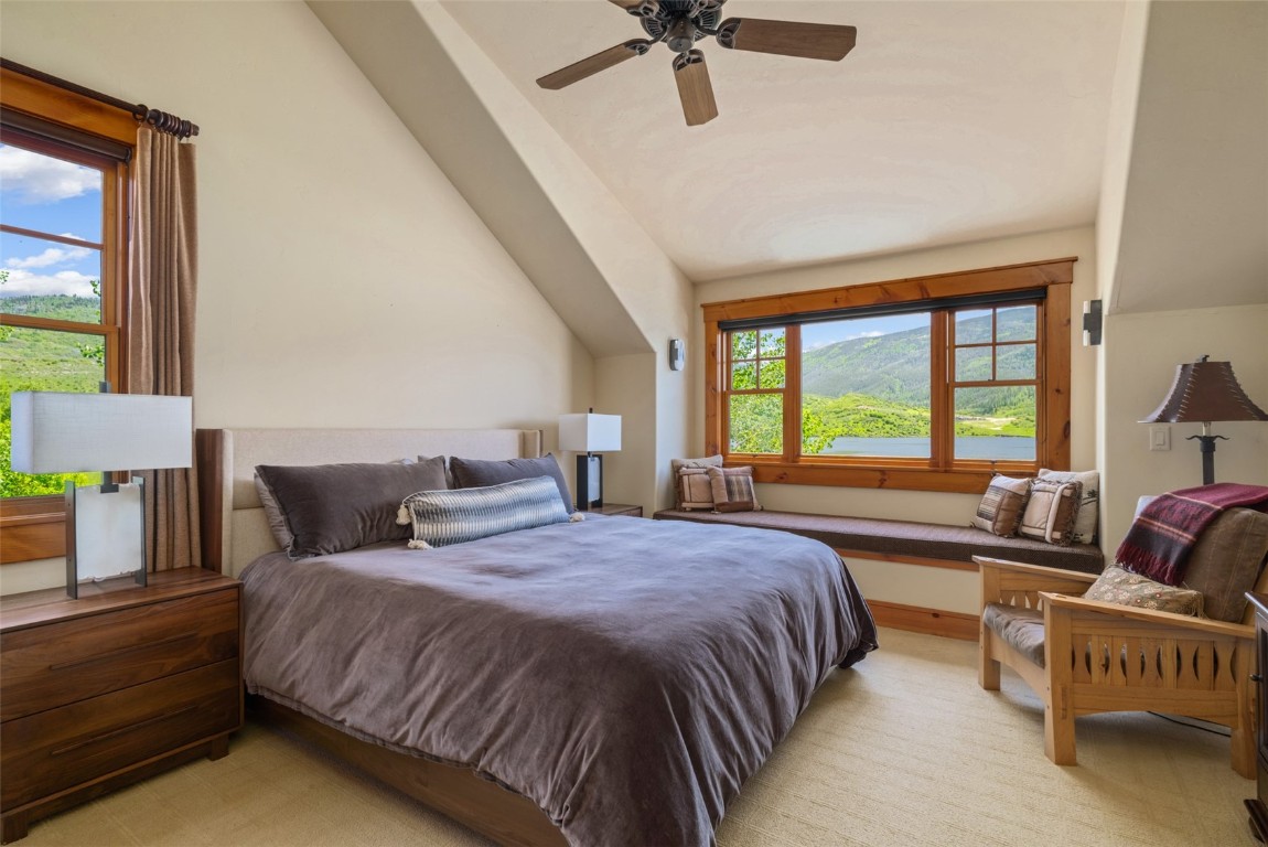 30620 Lakeshore TRAIL