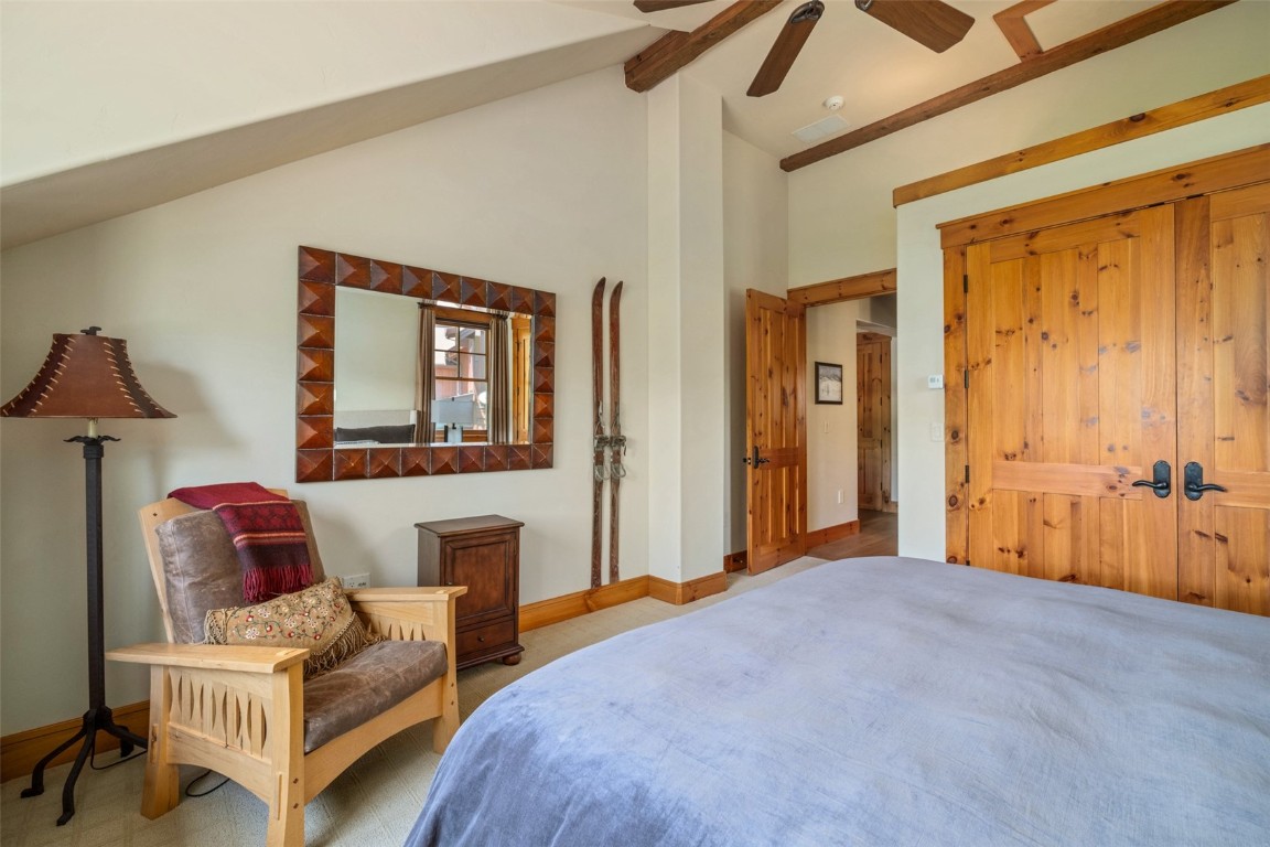 30620 Lakeshore TRAIL