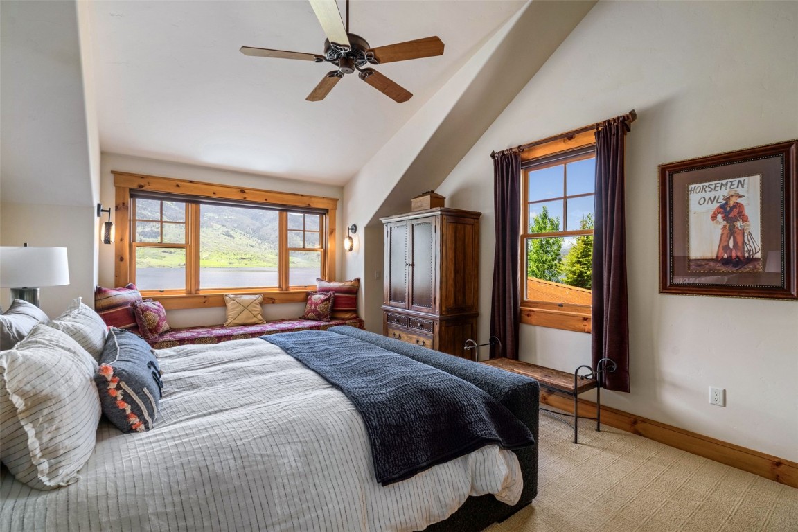 30620 Lakeshore TRAIL