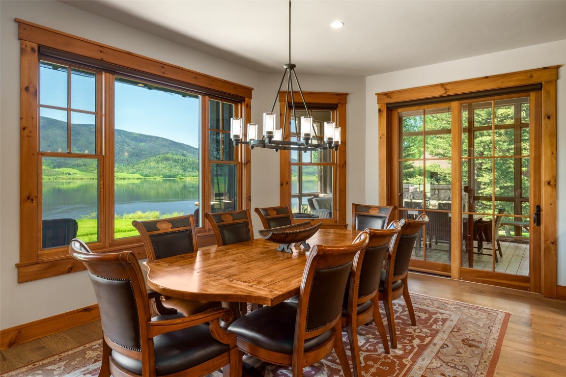 30620 Lakeshore TRAIL