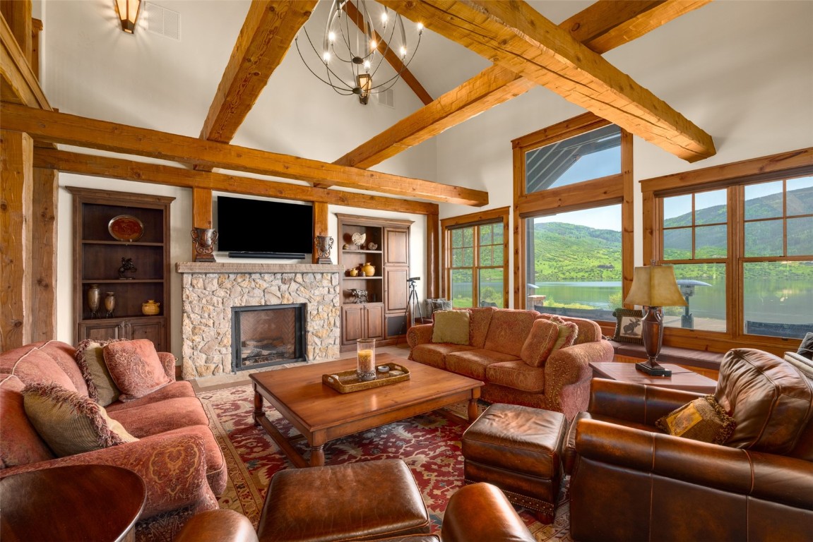 30620 Lakeshore TRAIL