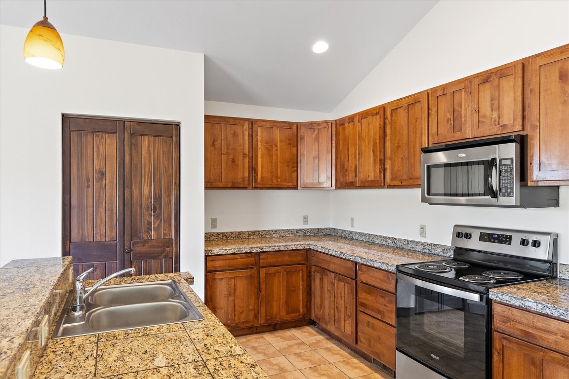 23750 Sagebrush CIRCLE