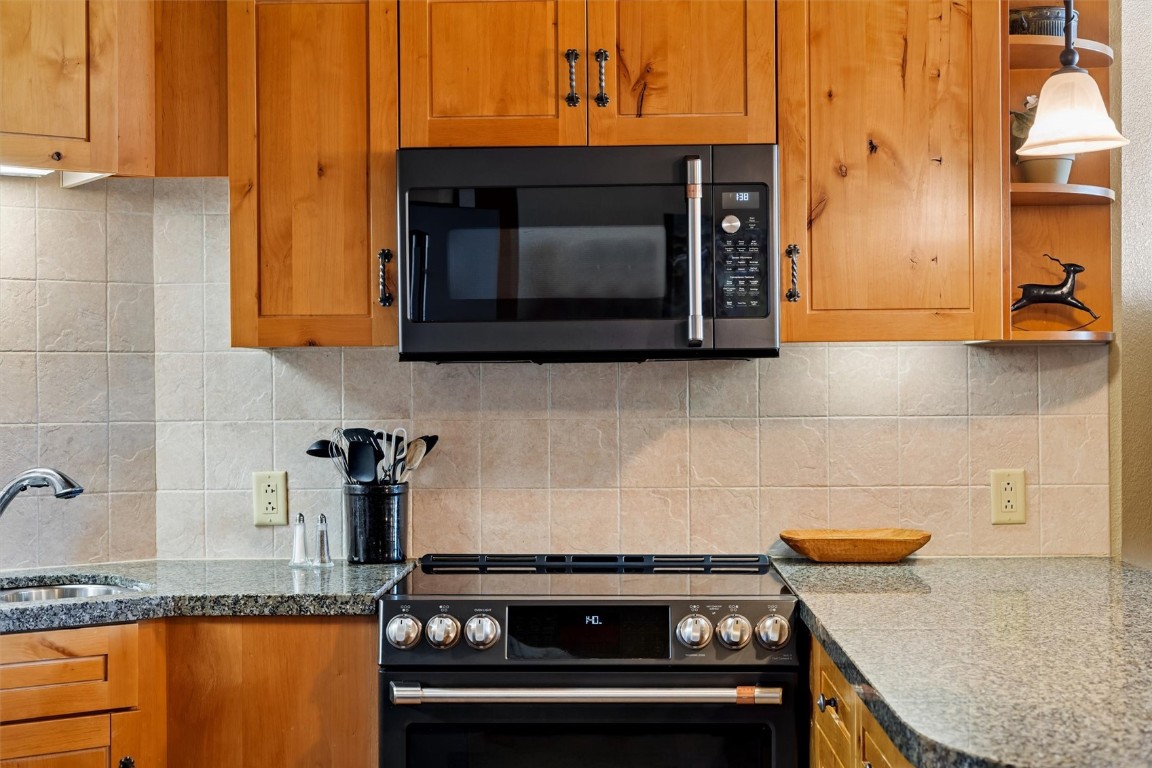 2300 Mount Werner Circle 455/456