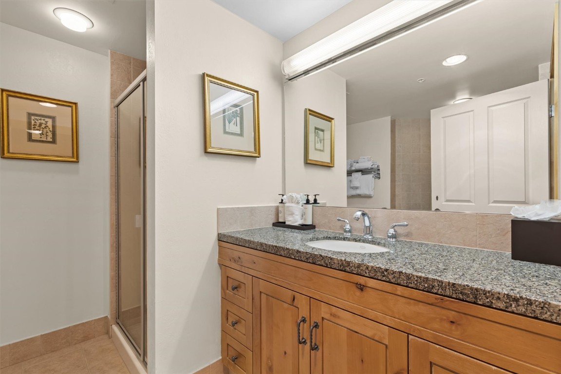 2300 Mount Werner Circle 455/456