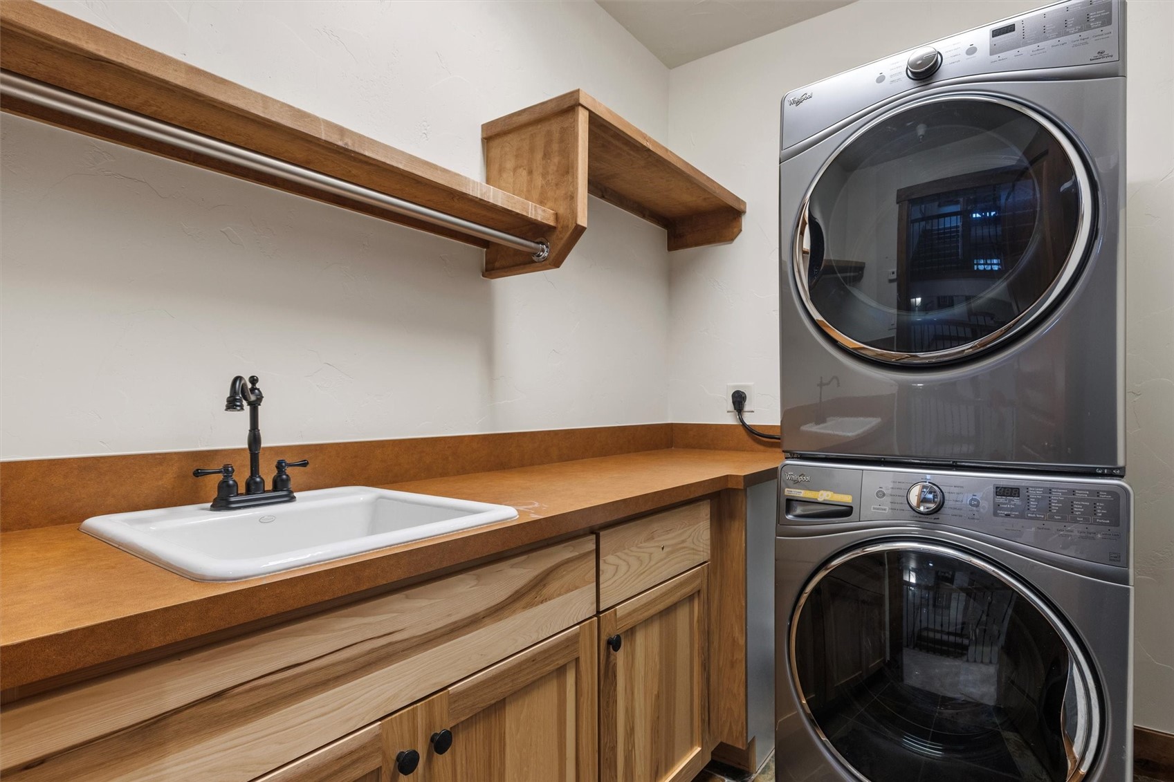 2760 Burgess Creek Road 2