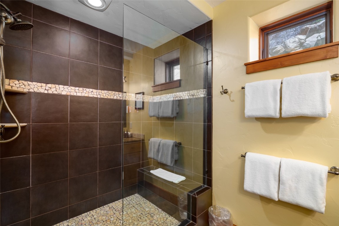 2760 Burgess Creek Road 2