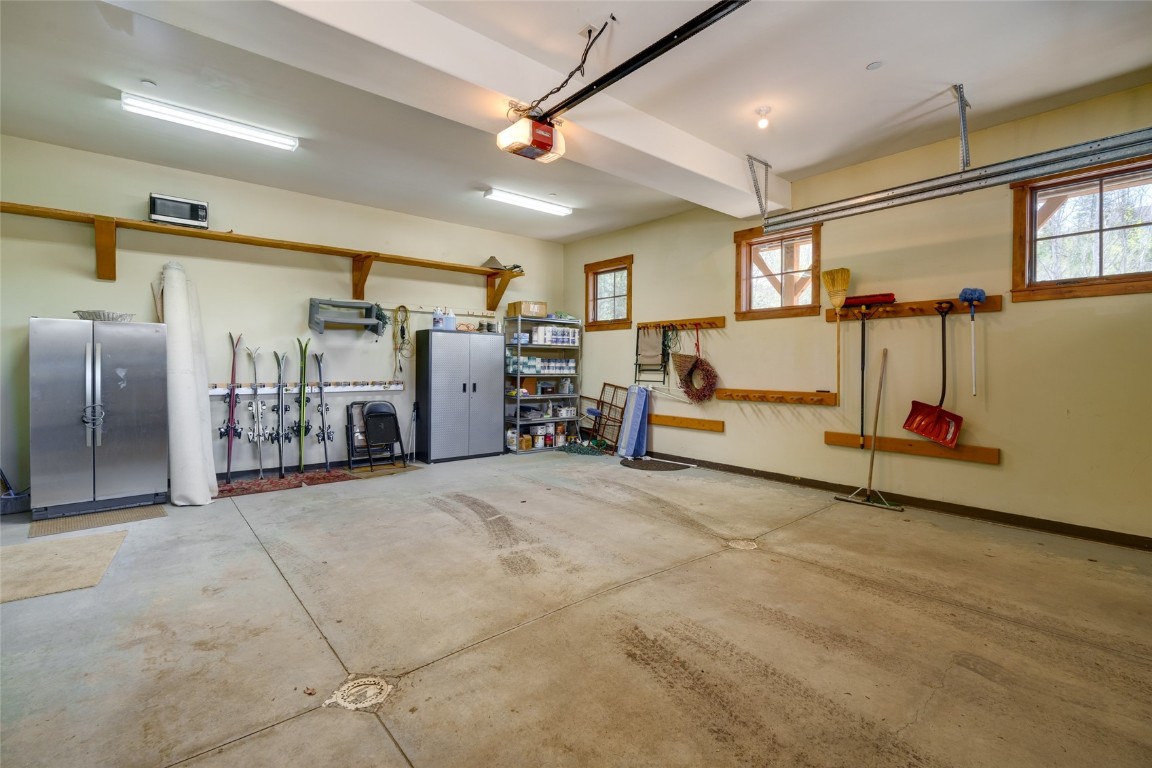 2760 Burgess Creek Road 2