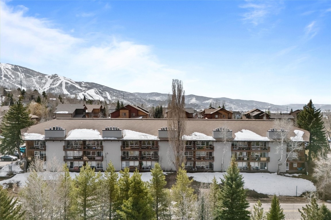 465 Tamarack Drive B201