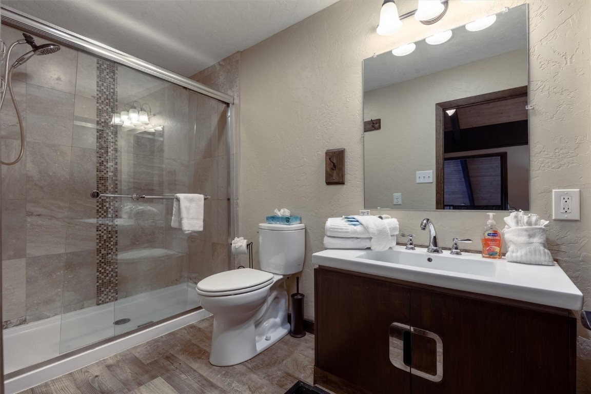 465 Tamarack Drive B201