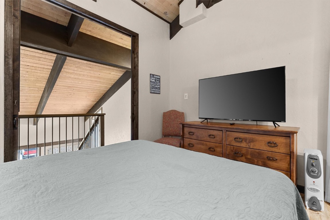 465 Tamarack Drive B201