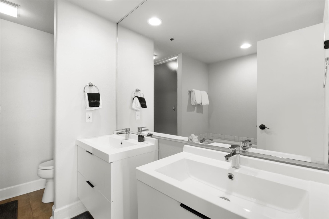 1724 Ski Time Square Drive R6