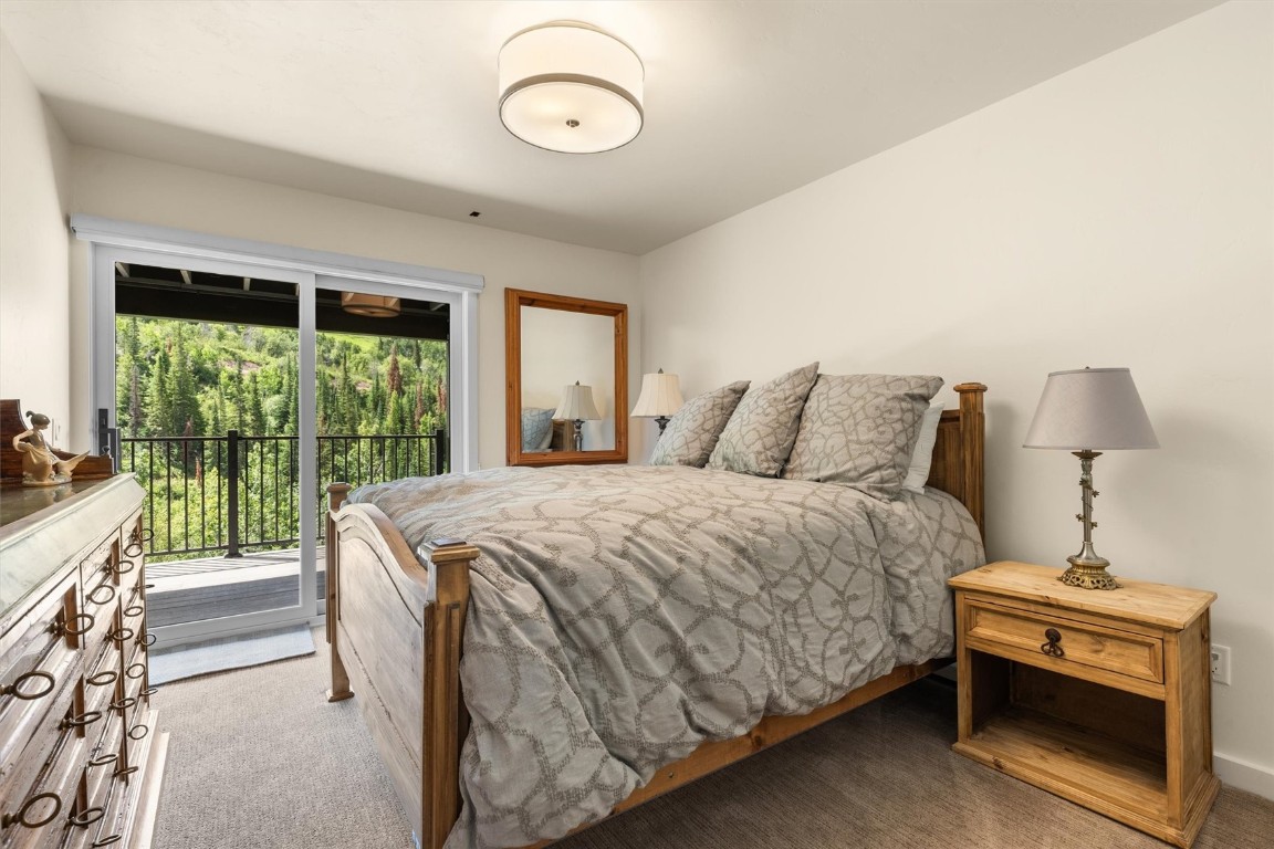 2405 Storm Meadows DRIVE 1