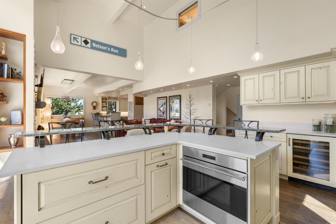 2405 Storm Meadows DRIVE 1