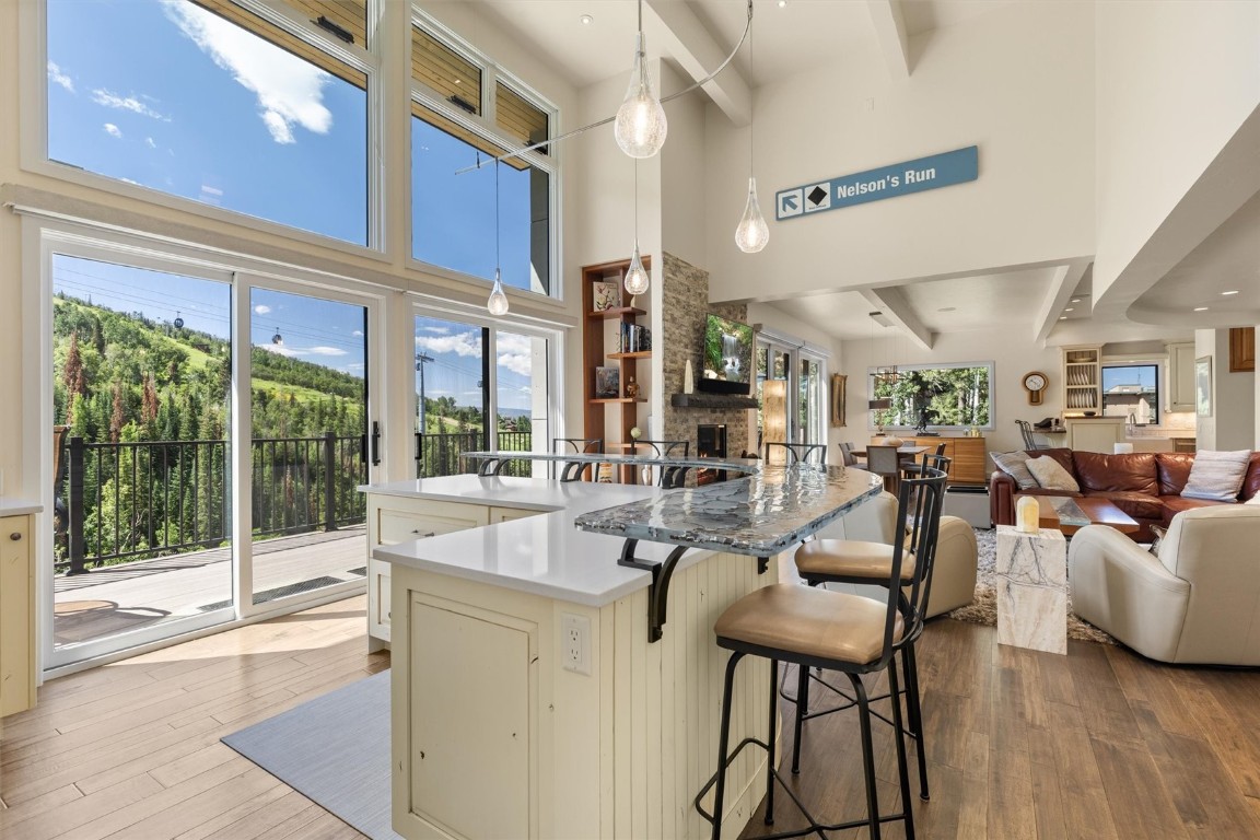 2405 Storm Meadows DRIVE 1