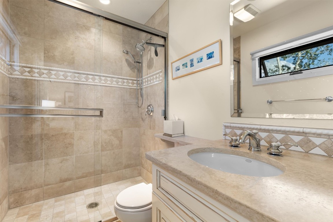 2405 Storm Meadows DRIVE 1