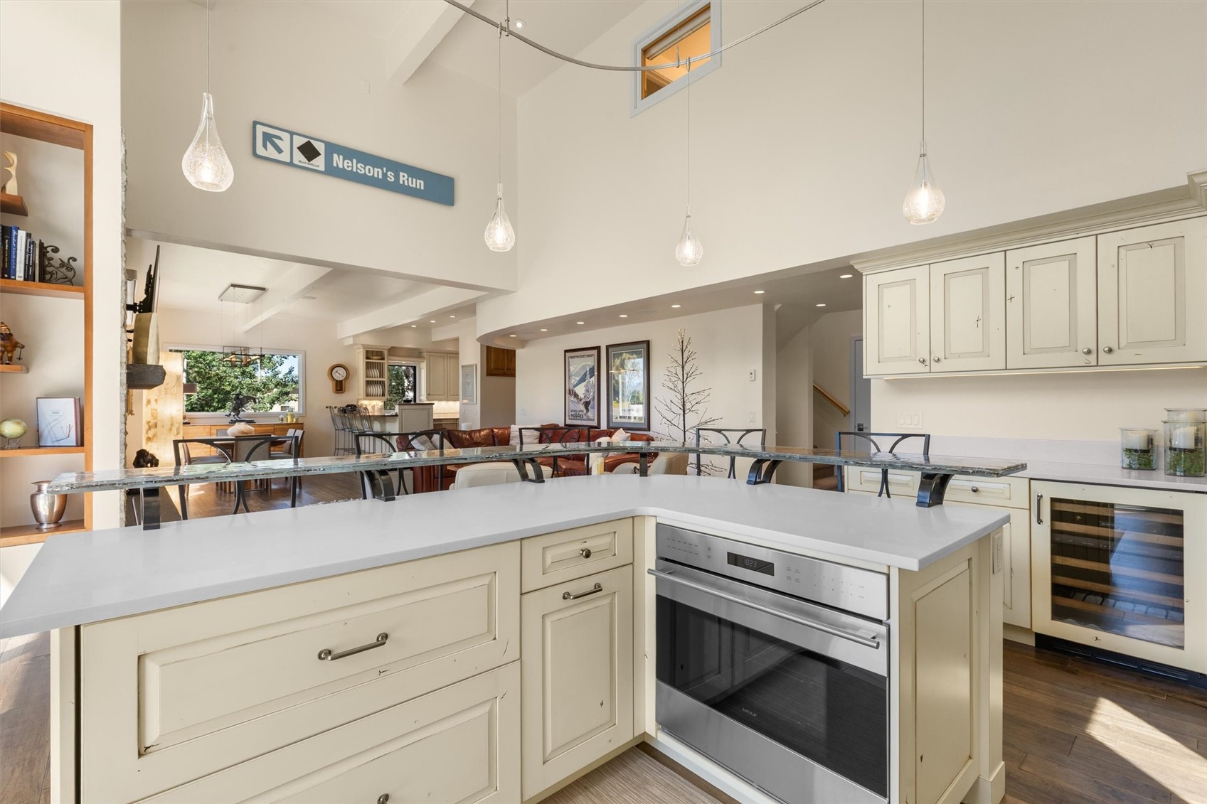 2405 Storm Meadows DRIVE 1