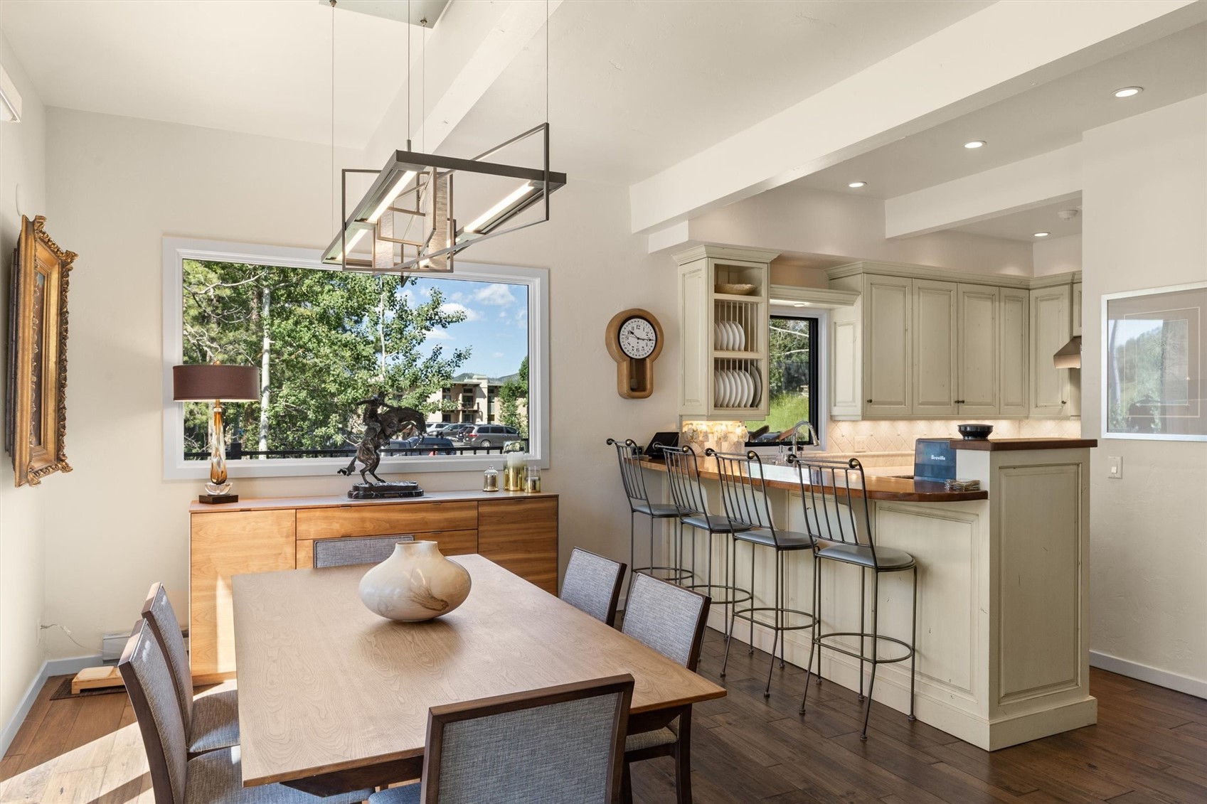 2405 Storm Meadows DRIVE 1