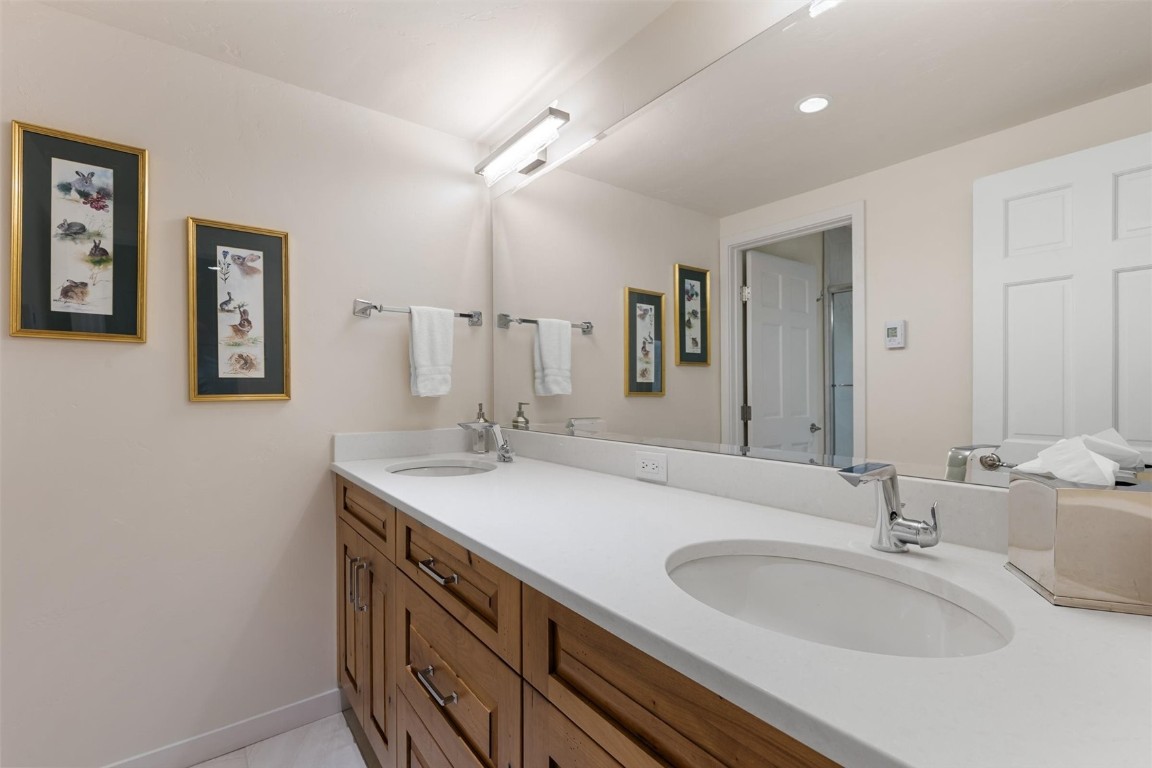 2405 Storm Meadows DRIVE 1